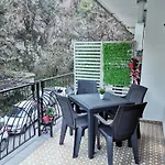 Sorrento\'S Holidays Rooms